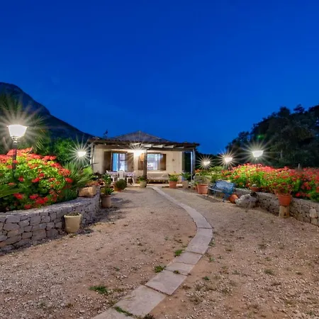 Holiday home Villetta Castiglione