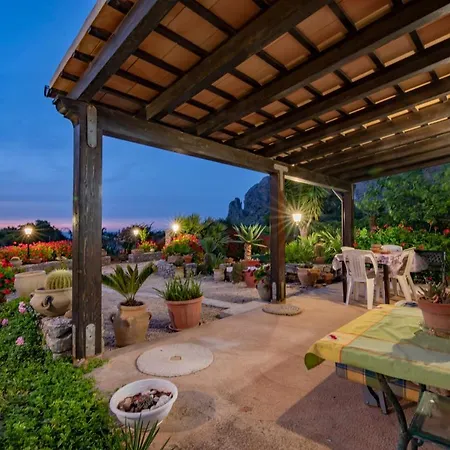 Holiday home Villetta Castiglione *